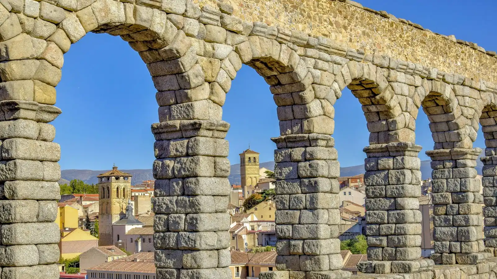 Romerska akvedukten i Segovia, Kastilien och León